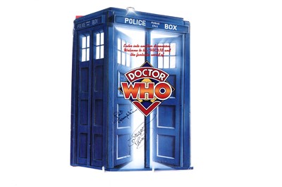 Lot 327 - A collection of Doctor Who signed ephemera