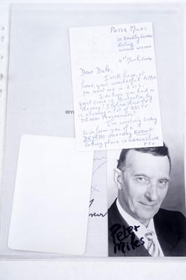 Lot 327 - A collection of Doctor Who signed ephemera