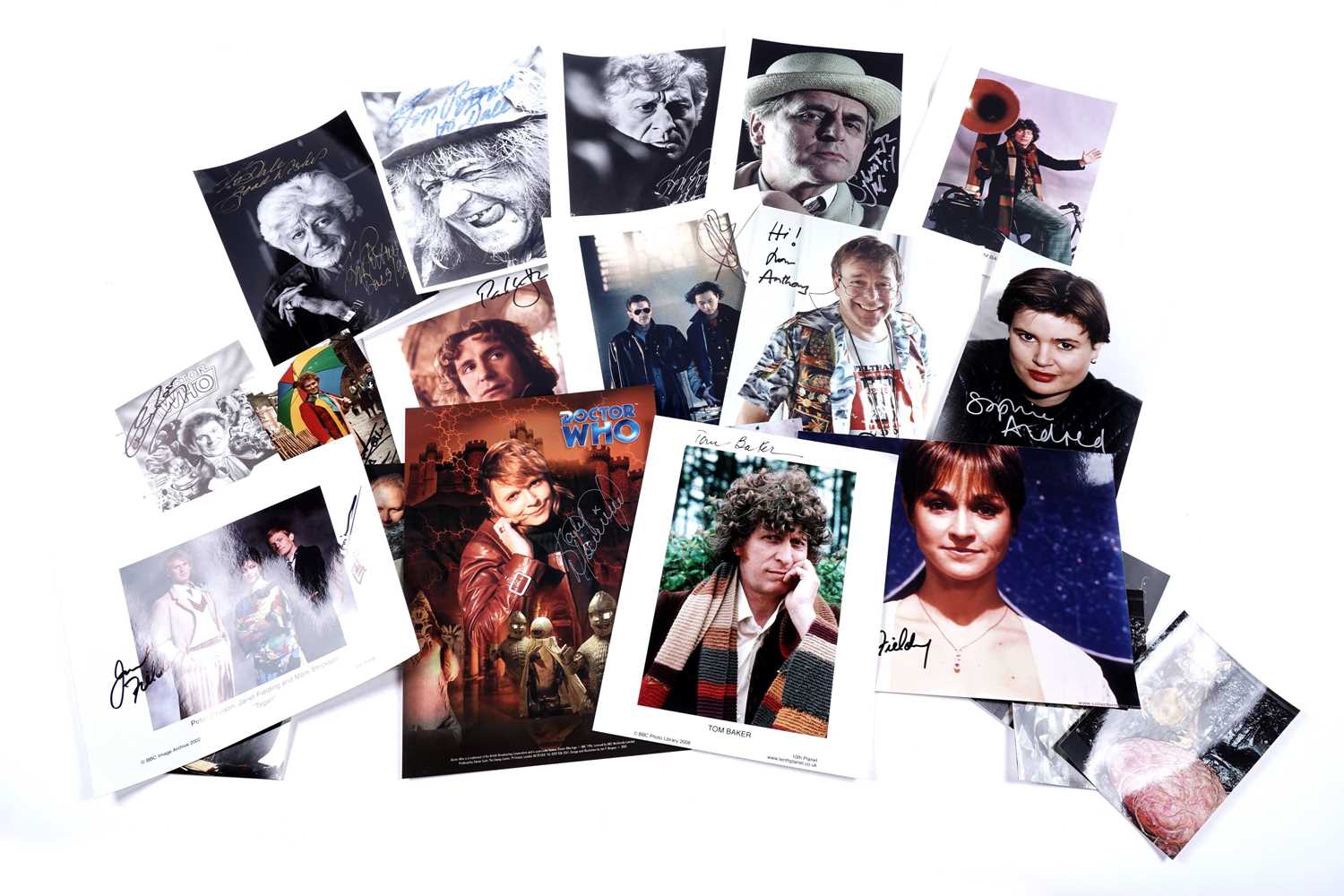 Lot 321 - A collection of Doctor Who signed photographs and pictures