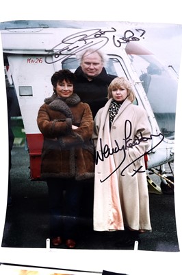 Lot 313 - A collection of Doctor Who signed photographs and pictures