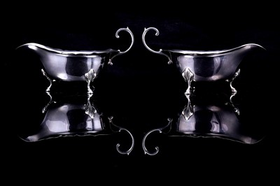 Lot 240 - A pair of Elizabeth II silver sauce boats retailed by Hamilton and Inches