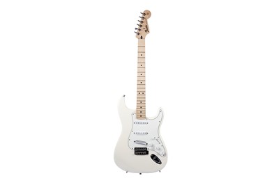 Lot 224 - A 2015 Fender Mexico Standard Stratocaster