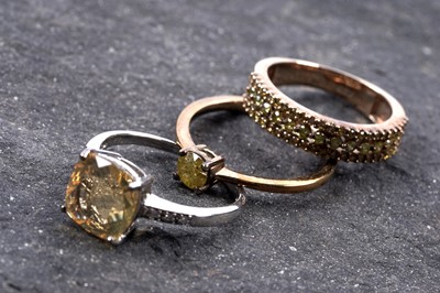Lot 91 - Three contemporary gemstone rings
