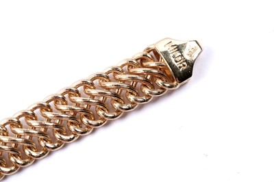 Lot 56 - A contemporary 18ct gold bracelet