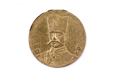 Lot 135 - A Persian gold coin