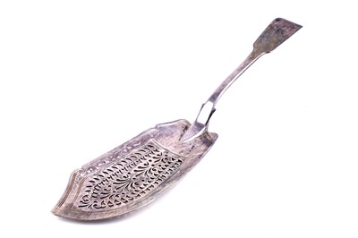 Lot 529 - A William IV silver fish slice