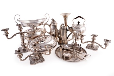 Lot 253 - A selection of silver plate