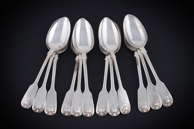 Lot 176 - A set of twelve Victorian silver north country teaspoons