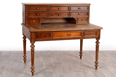 Lot 28 - An early 20th Century French mahogany desk
