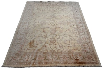 Lot 80 - A Ziegler-style carpet