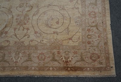 Lot 80 - A Ziegler-style carpet