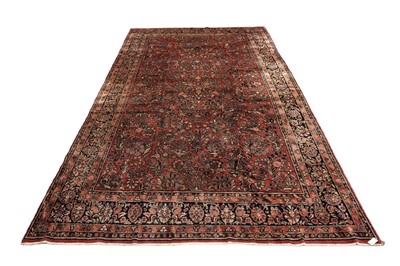 Lot 558 - A hand-knotted Persian Sarough Mahal carpet