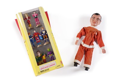 Lot 413 - Collectors’ figurines – Legion of Super-Heroes