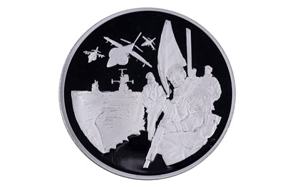 Lot 98 - Westminster Elizabeth II silver 25th Anniversary of the Liberation of the Falkland Islands Medallion