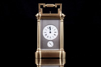 Lot 448 - French grand sonnerie carriage alarm clock, made for the Chinese market