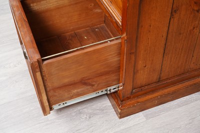 Lot 88 - A Barker and Stonehouse eastern pine pedestal desk