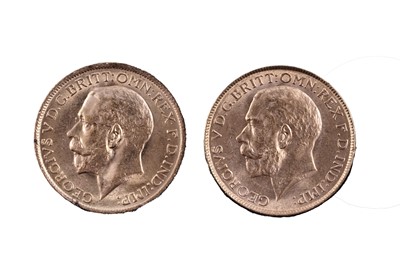 Lot 174 - Hattons of London George V gold The World War One First & Last sovereign set
