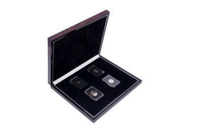 Lot 178 - Royal Mint Queen Elizabeth II gold Sir Winston Churchill sovereign four coin set