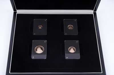Lot 178 - Royal Mint Queen Elizabeth II gold Sir Winston Churchill sovereign four coin set