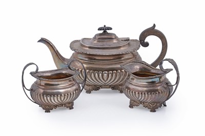 Lot 98 - An Edwardian three-piece silver tea service