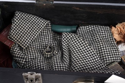 Lot 37 - A set of Northumbrian small pipes