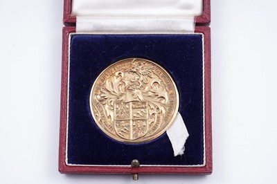Lot 291 - A 9ct gold Thomas Fenwick Reed Medal / North East Coast Institution of Engineers and Shipbuilders