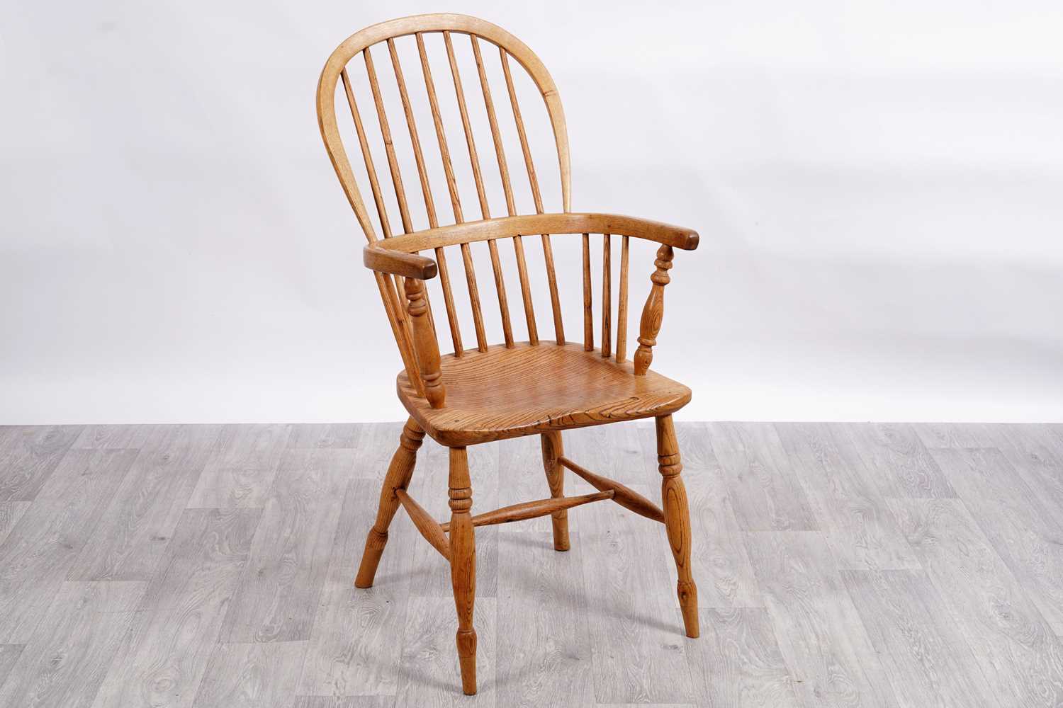 Lot 110 - A 20th Century Windsor chair