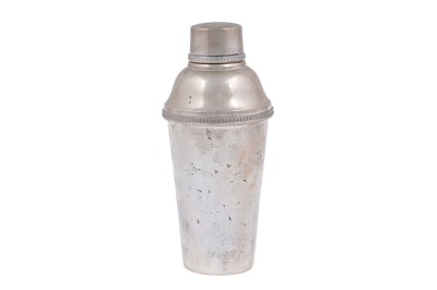 Lot 30 - A 20th Century continental silver cocktail shaker