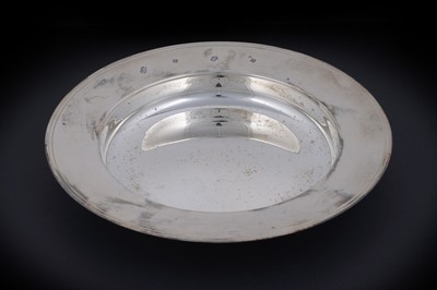 Lot 4 - An Elizabeth II silver “Armada” dish