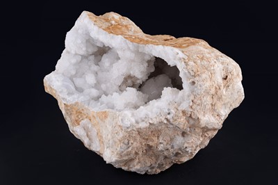 Lot 229 - A quartz geode; and another quartz