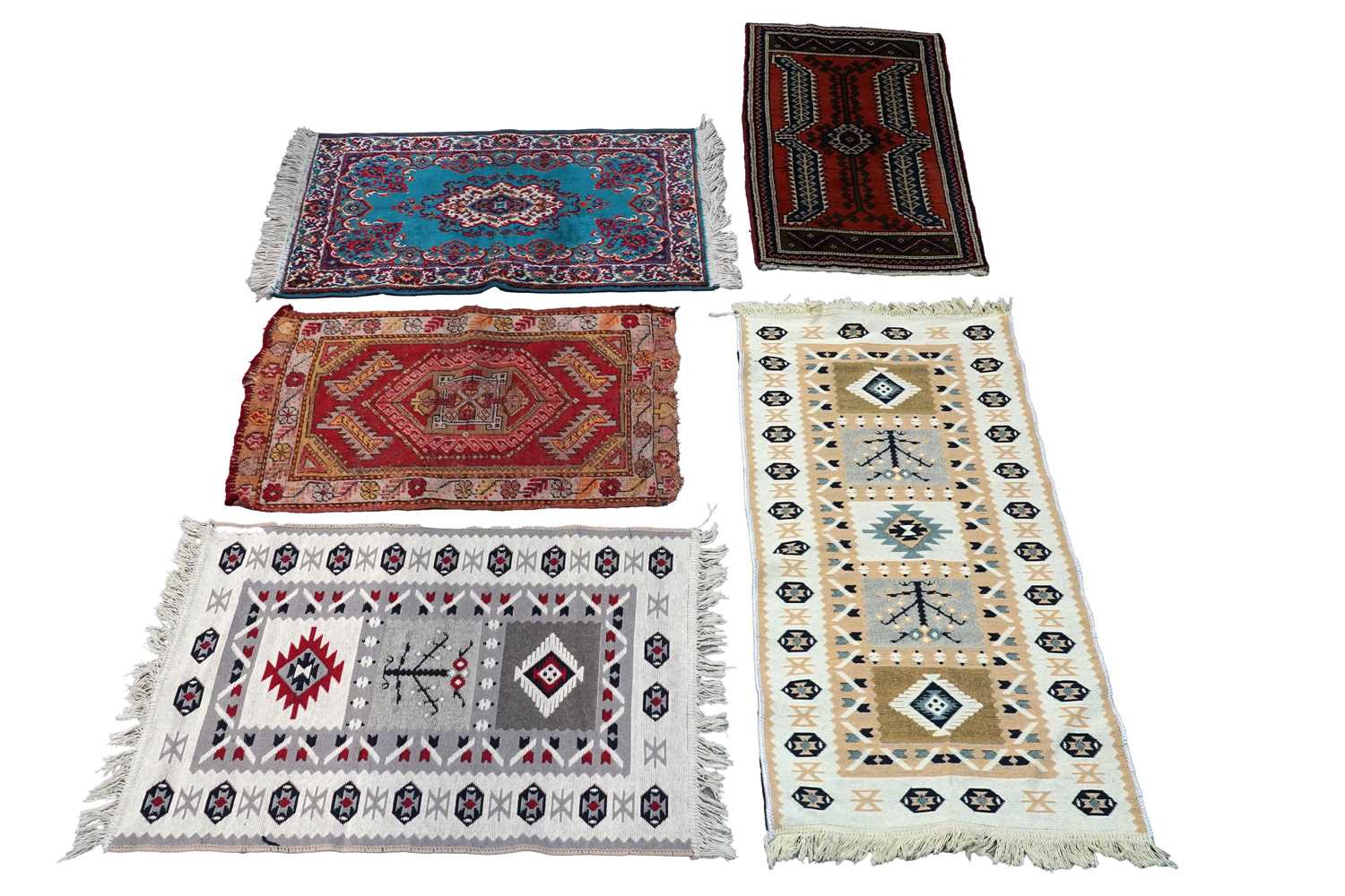 Lot 153 - A collection of five rugs