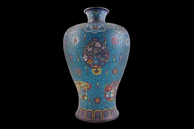 Lot A Chinese cloisonne vase