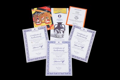 Lot 243 - A boxed Wedgwood ‘Clarice Cliff Bizarre Centenary’ charger; and three plates