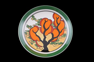 Lot 243 - A boxed Wedgwood ‘Clarice Cliff Bizarre Centenary’ charger; and three plates