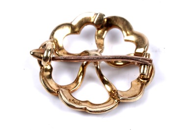 Lot 70 - An Edwardian seed pearl openwork brooch