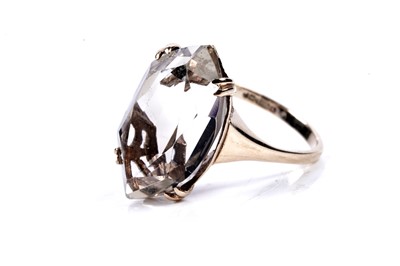 Lot 33 - An early 20th Century Art Deco citrine dress ring