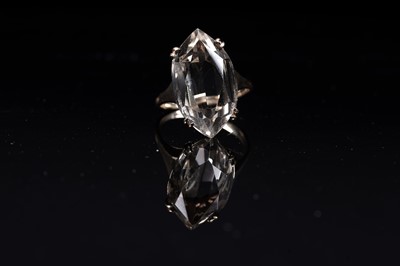 Lot 33 - An early 20th Century Art Deco citrine dress ring