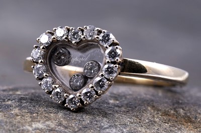Lot 536 - Chopard: a 'Happy Diamonds' ring