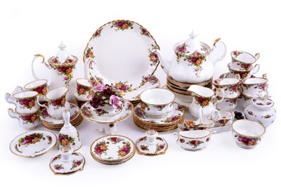 Lot 274 - A large collection of Royal Albert ‘Old Country Roses’ tea, dinner and coffee china