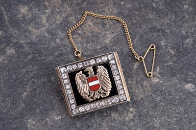 Lot 545 - A post-war period German-Austrian sweetheart brooch