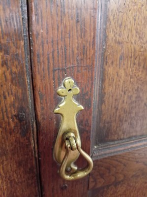 Lot 47 - A Georgian Welsh oak cupboard or deuddarn