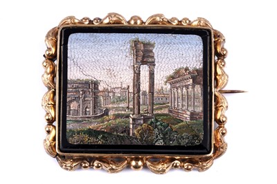 Lot 530 - A 19th Century Grand Tour micromosaic brooch