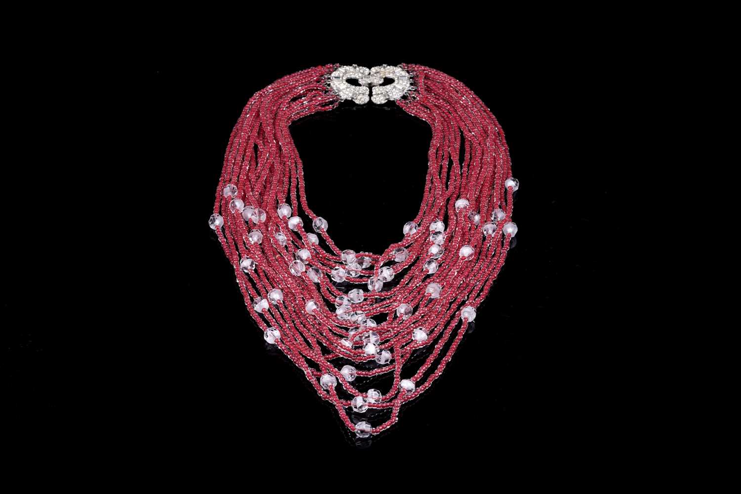 Lot 20 - An early 20th Century glass bead necklace