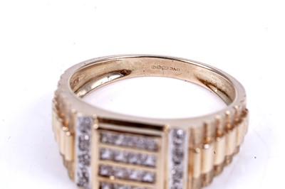 Lot 52 - A contemporary cubic zirconia and 14ct gold signet ring