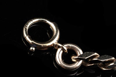 Lot 86 - An 18ct gold figaro-link watch chain