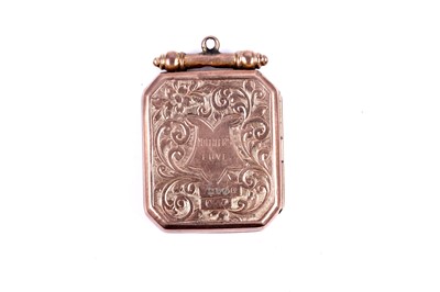 Lot 89 - An early 20th Century Aesthetic Movement 9ct rose gold locket