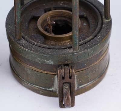 Lot 232 - A collection of five lamps