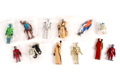 Lot 150 - A collection of Star Wars original GMFGI action figures