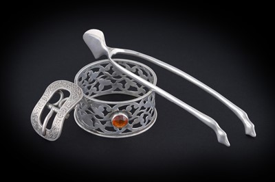 Lot 193 - A small Edwardian Scottish provincial silver buckle; and other items