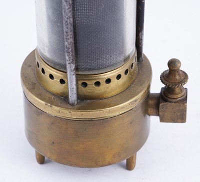 Lot 270 - A 19th Century ‘Jack Davy’ lamp